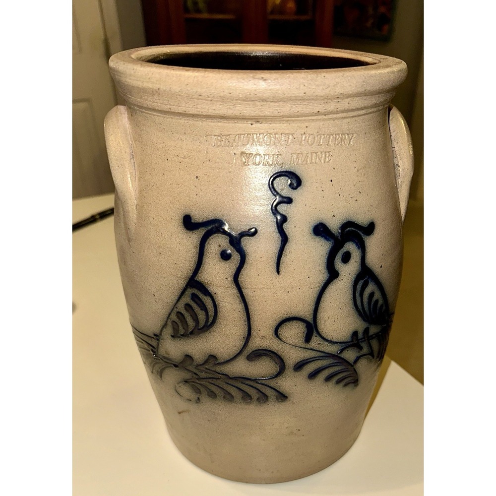 Large Vintage Stoneware Beaumont Pottery York Maine Signed 1984 Doves 10 3/4